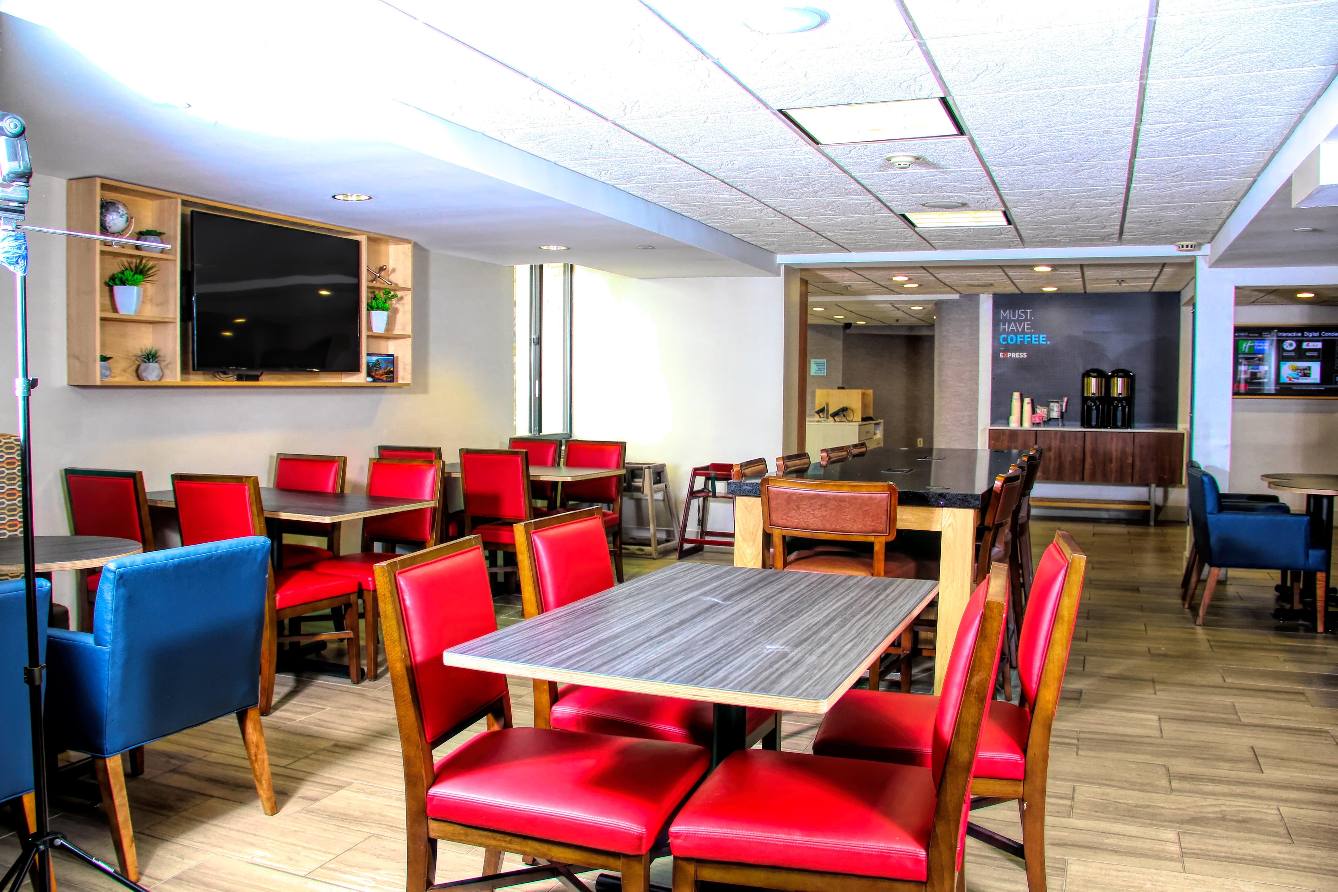 Holiday Inn Express Rochester - Greece By Ihg Экстерьер фото