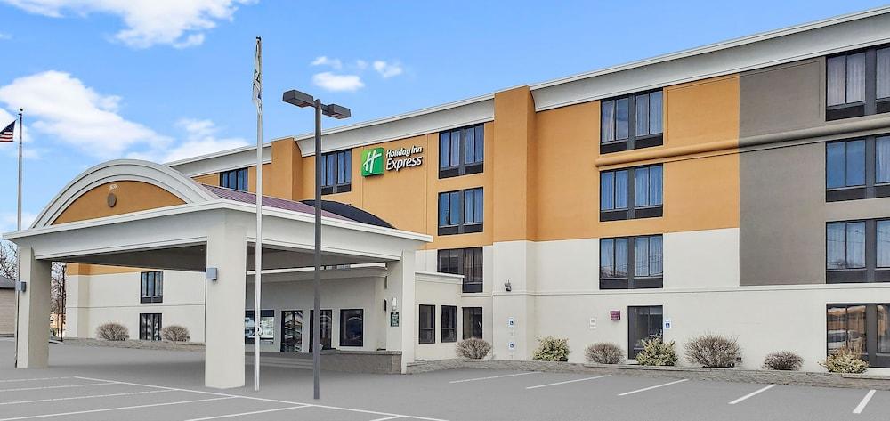 Holiday Inn Express Rochester - Greece By Ihg Экстерьер фото