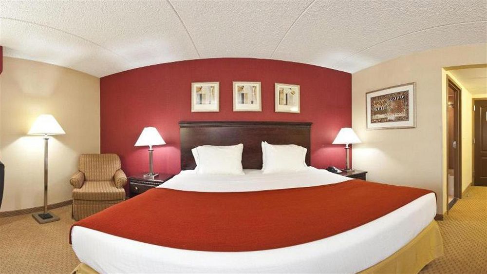 Holiday Inn Express Rochester - Greece By Ihg Экстерьер фото