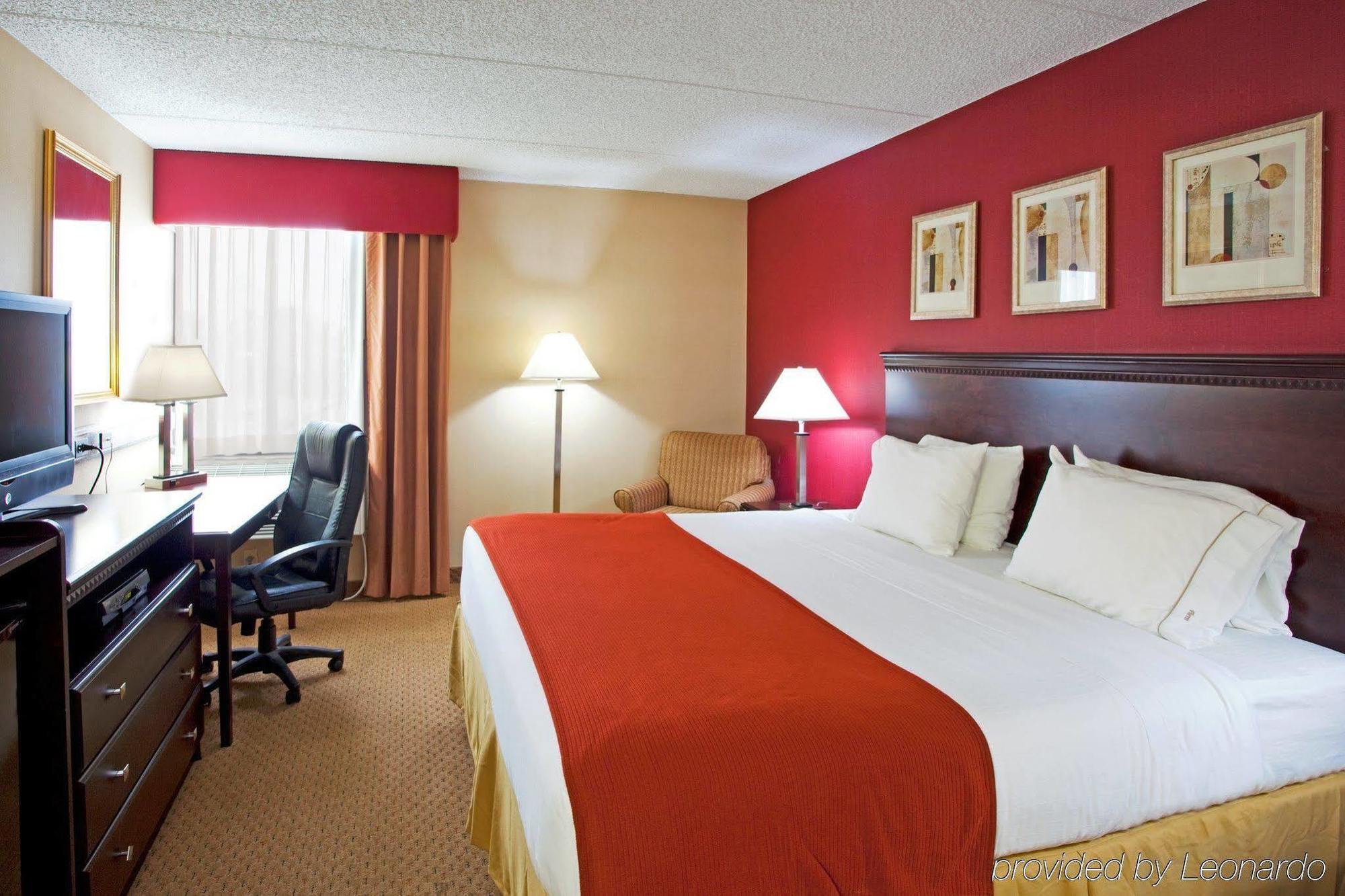 Holiday Inn Express Rochester - Greece By Ihg Номер фото